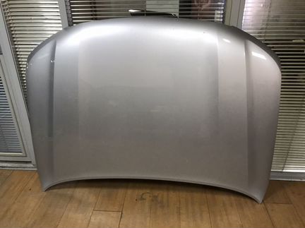Капот оригинал Toyota Land Cruiser 200