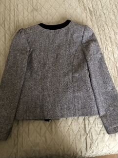 Жакет из тонкой шерсти с бархатными отделками