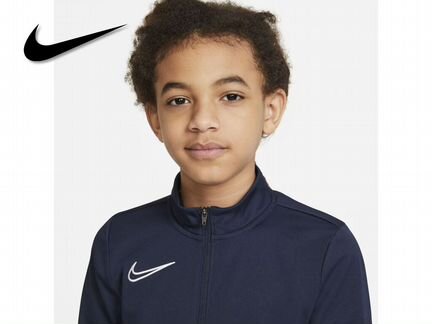 Костюм Nike