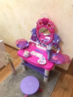 Туалетный столик с зеркалом детский/ набор для при