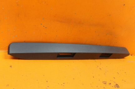 Молдинг двери задний Mercedes Sprinter W906