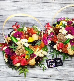 Букеты и корзины из сухофруктов