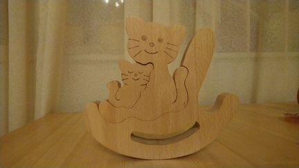 Игрушка кошка с котенком (дерево)