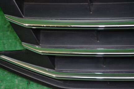 Решетка радиатора Volkswagen Polo 5 sedan 2015