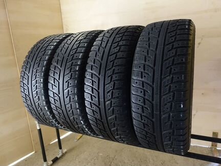 215 60 16 Kumho I Zen KW22 94KD