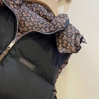 Безрукавка Burberry