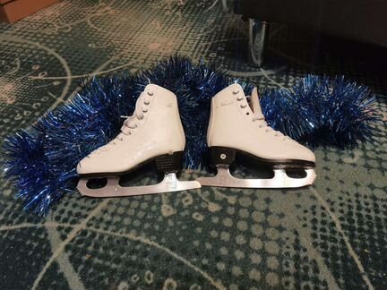 Коньки детские