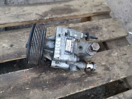 Насос гур Bmw 735I E38 M62B35 1999