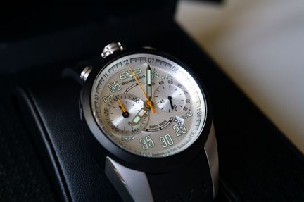 Швейцарские часы Bomberg 1968 хронограф