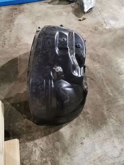 Подкрылок левый Ссанг Енг Кайрон 05-15