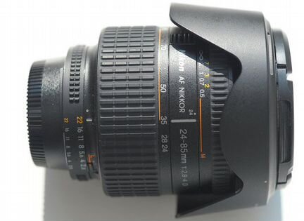 Объектив Nikon Nikkor 24-85 2.8-4 D