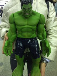 Халк в руках