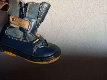 Ботинки зимние размер 22