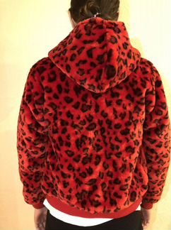 Теплая стильная кофта для девочек