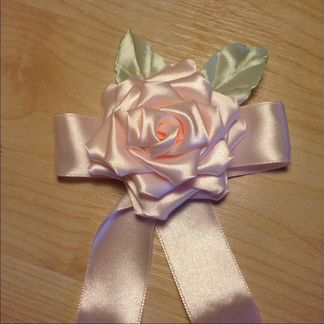 Набор бутоньерок для подружек невесты