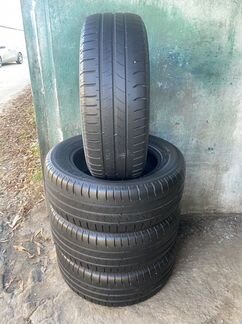 Michelin 215/60 R16