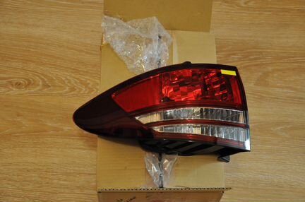 Задние фонари на toyota previa