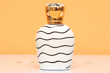 Moresque White Duke