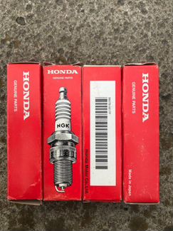 Honda свеча зажигания (ZFR6K-11) (NGK); 9807B5617P