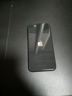 Apple iPhone se 2020 128gb + airpods 2 + альфа стр