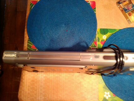 DVD - плеер fhilips с пультом