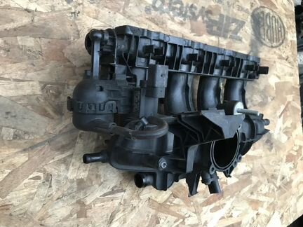 Впускной коллектор CCT 2 T Audi TT (8J3) 2006)