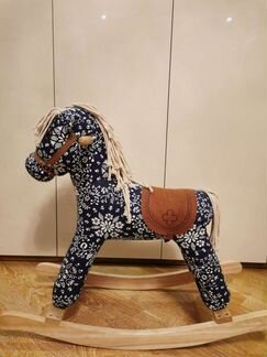 Качалка лошадь