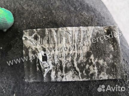 Подкрылок задний правый Мерседес w204