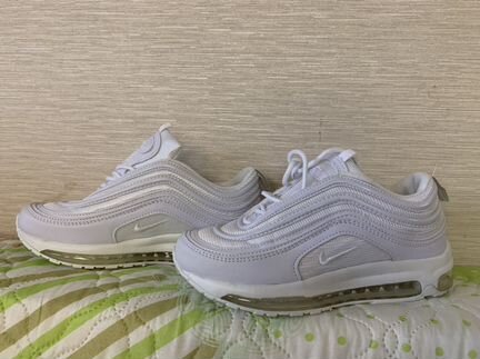 Кроссовки Nike