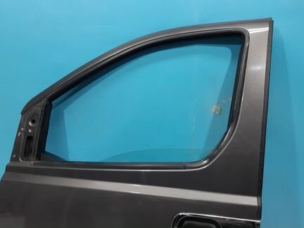 Дверь передняя левая Hyundai Grand Starex H1