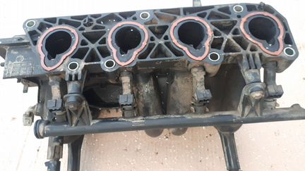 Топливная Рампа на Renault Logan, Рено Логан