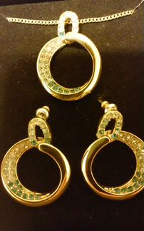 Бижутерия Комплект Серьги и Колье