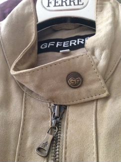 Куртка замшевая GF Ferre. Размер 44(S). Б/у