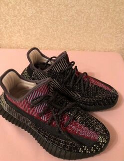 Кроссовки boost черно-красные