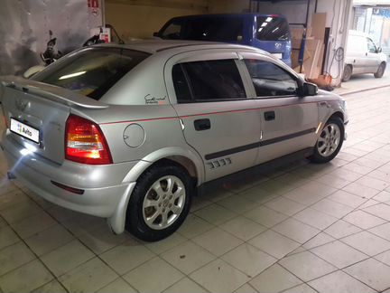 Opel Astra 1.8 AT, 2002, 13 000 км