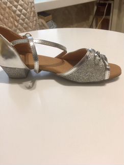 Обувь для танцев