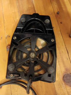 Регулятор напряжения