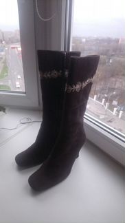 Женские зимние сапоги натур. велюр 37-38 р-р