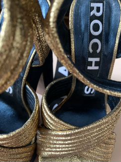 Босоножки Rochas