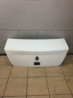 Рено Симбол крышка багажника 7751477481