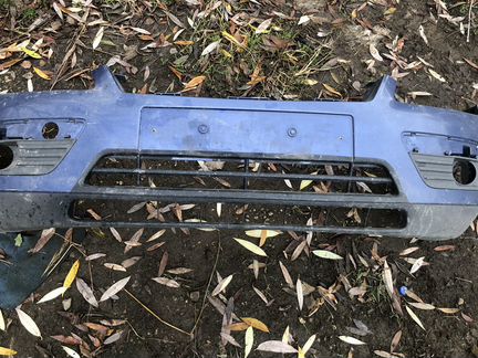 Ford Focus 2 дорестайлинг передний бампер