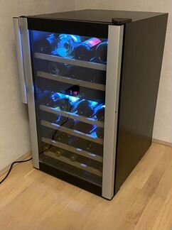 Винный шкаф Vestfrost Solutions W 32