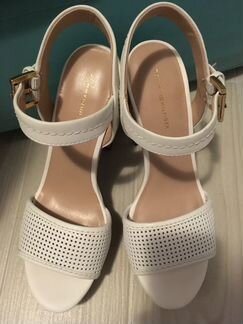 Босоножки новые Tommy Hilfiger