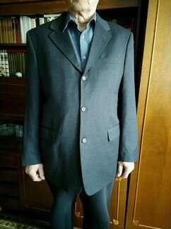 Темно-серый шерстяной пиджак. Размер 58
