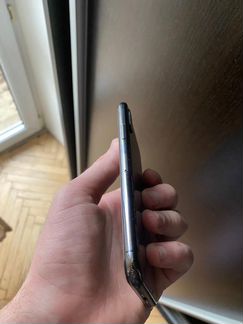Телефон iPhone X 64gb