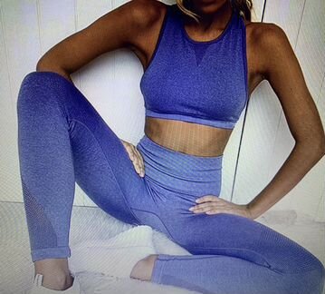 Бесшовный костюм для фитнеса и йоги