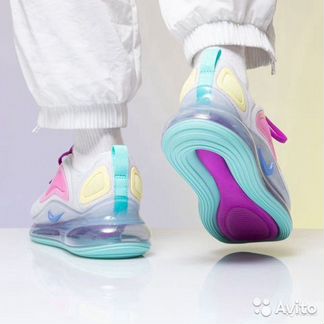 Кроссовки Nike Air Max 720 (36-40)
