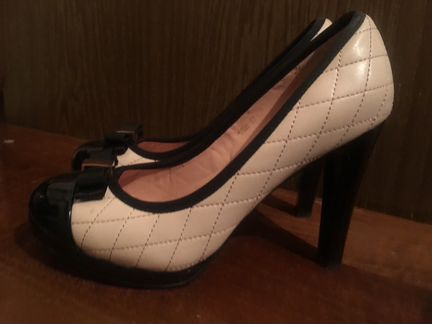 Туфли женские модельные новые