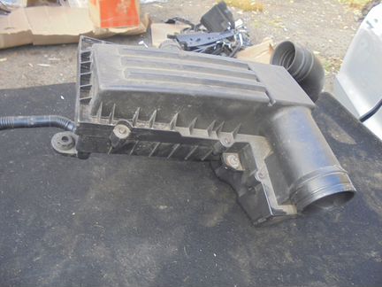 Корпус воздушного фильтра Фольксваген Джетта 6