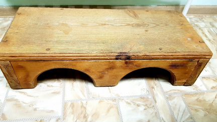 Подставка из натурального дерева